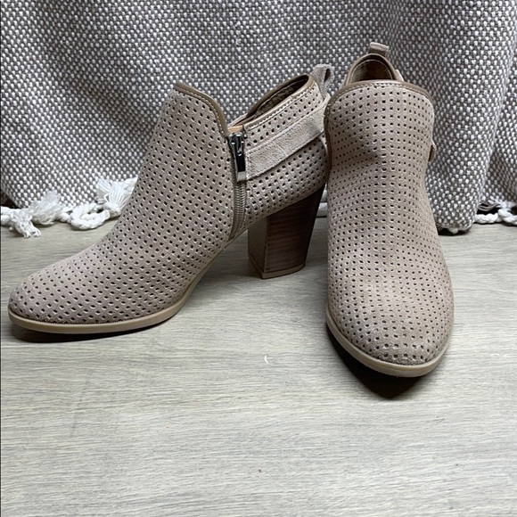 Franco Sarto booties size 8 1/2 - Picture 1 of 5